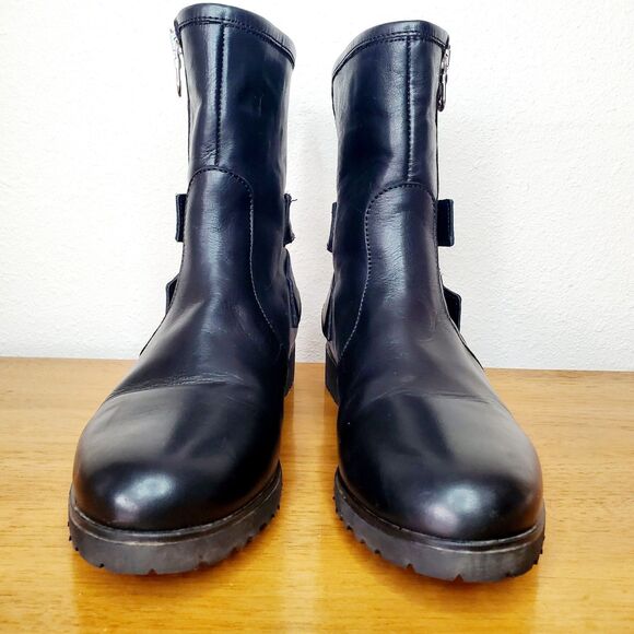 Charles David Black Leather Combat Moto Buckle Boot Biker Italy Womens SZ 6.5 - Picture 2 of 9